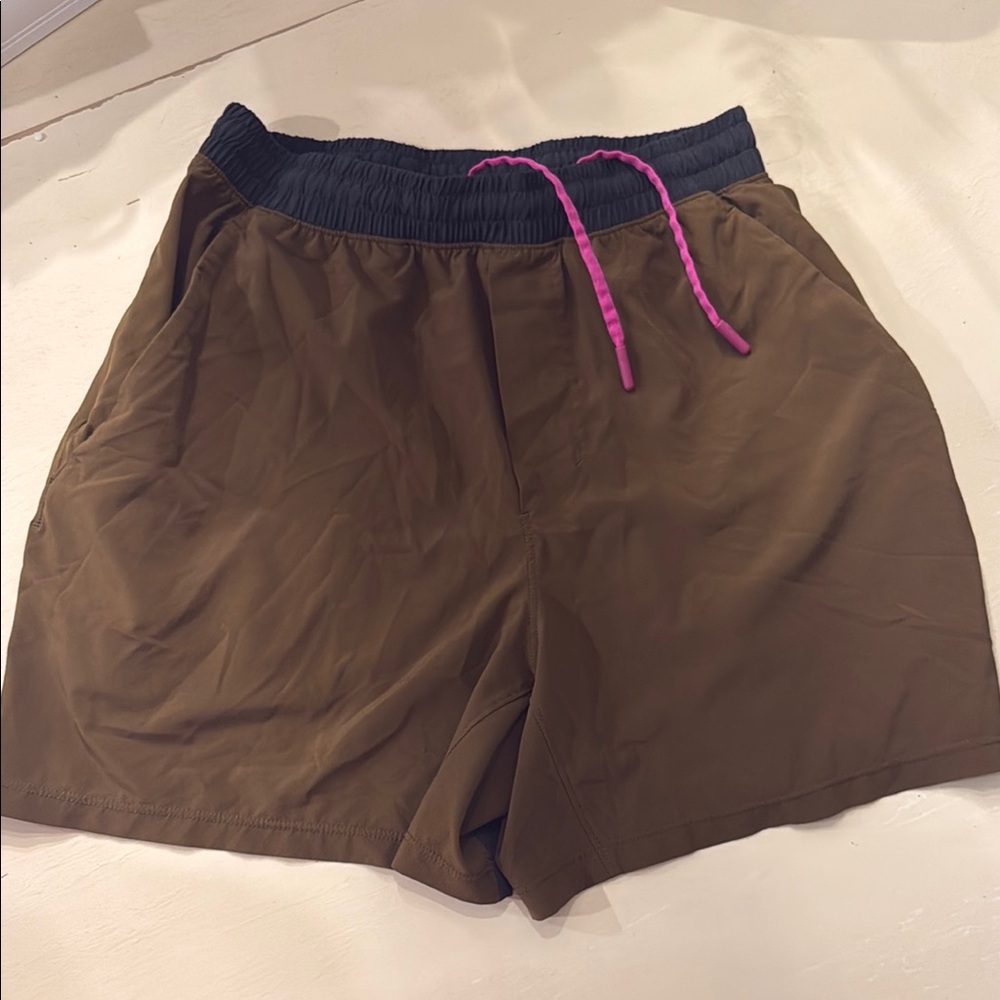 Men's Lululemon Pace Breaker Linerless Shorts